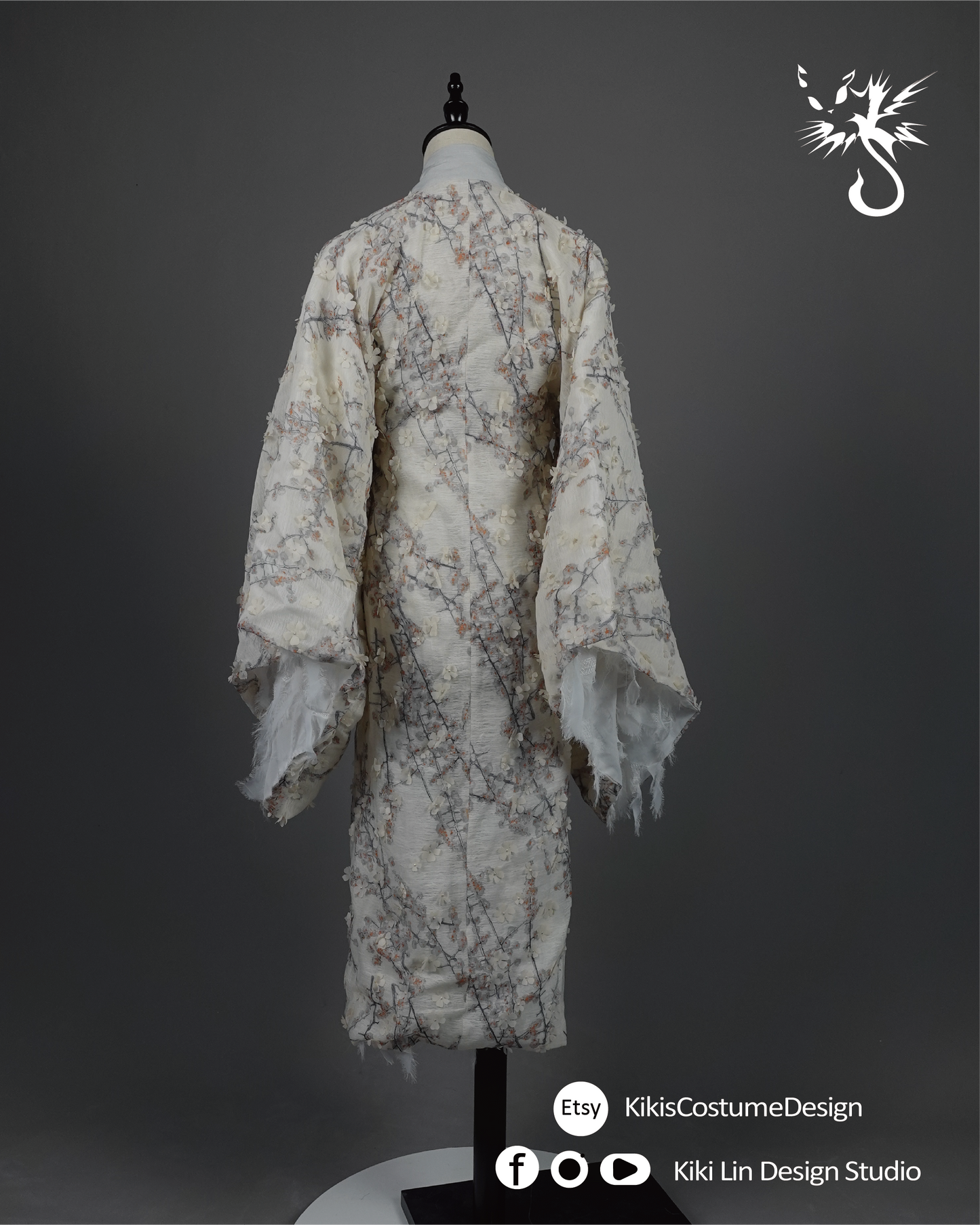 "Frosted Blossom" Han-Inspired Robe