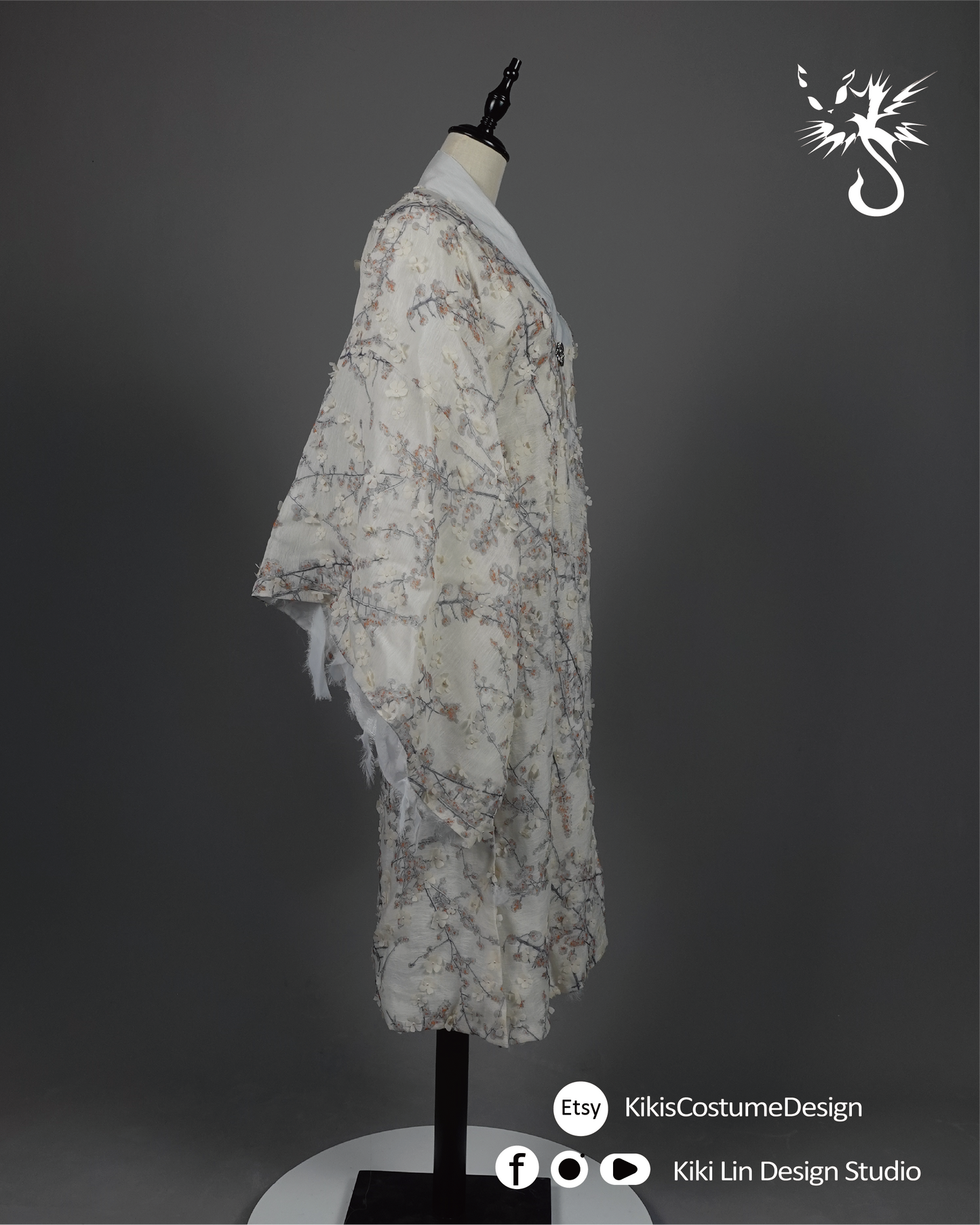 "Frosted Blossom" Han-Inspired Robe