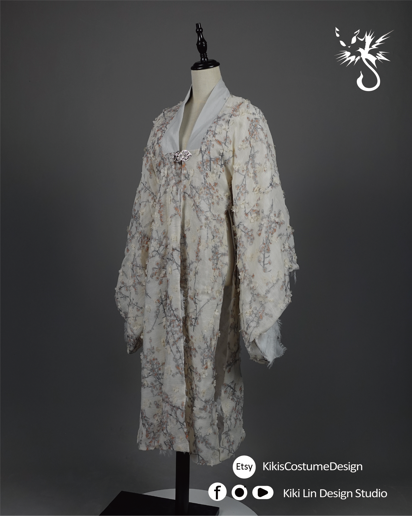 "Frosted Blossom" Han-Inspired Robe
